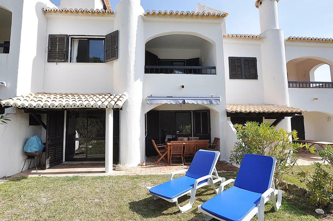 E&M Beach House Aldeamento Do Levante III Поршеш Екстериор снимка